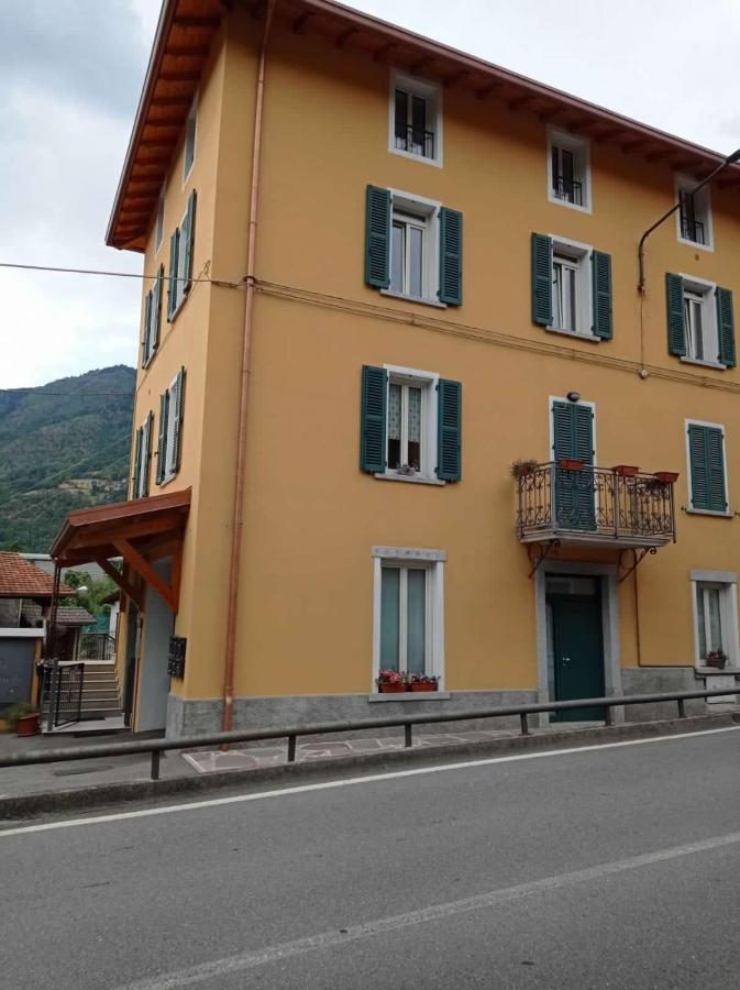 La Maison Di Gabriella E Alfredo Edolo Dış mekan fotoğraf